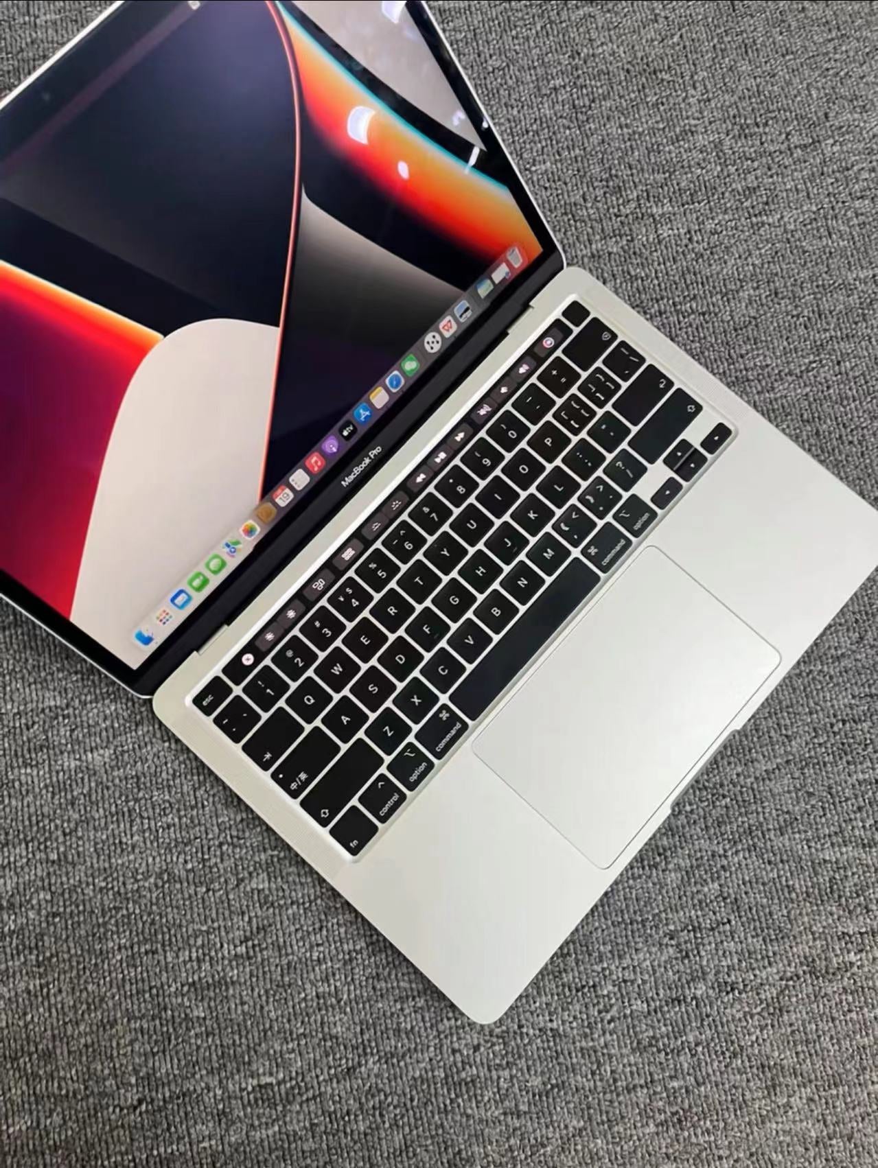 Apple macbook pro 2020